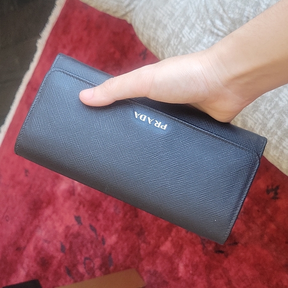 Prada black wallet with card holders - Picture 12 of 16